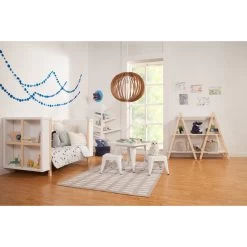 Babyletto Dottie Bookcase -Kid Furniture M10511WNX Lifestyle 05 405882b3 b61e 4614 85b4 6968dff96f43